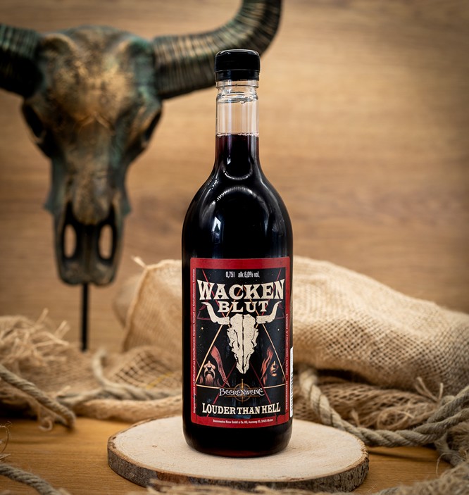 Wacken-Blut 2024 - PET Flasche